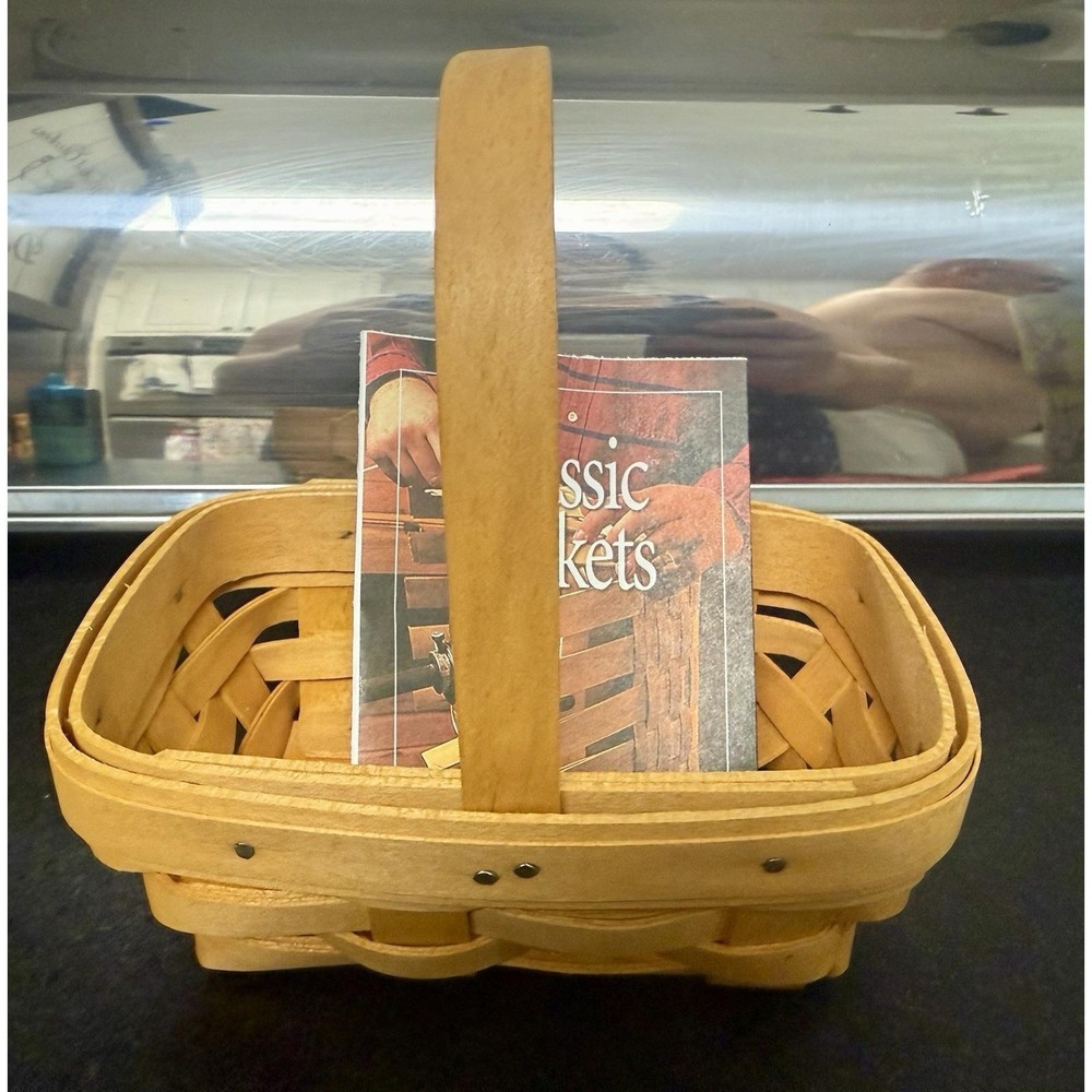 Longaberger Candle Basket w/Stationary Handle, card. ONS 2002 VTG